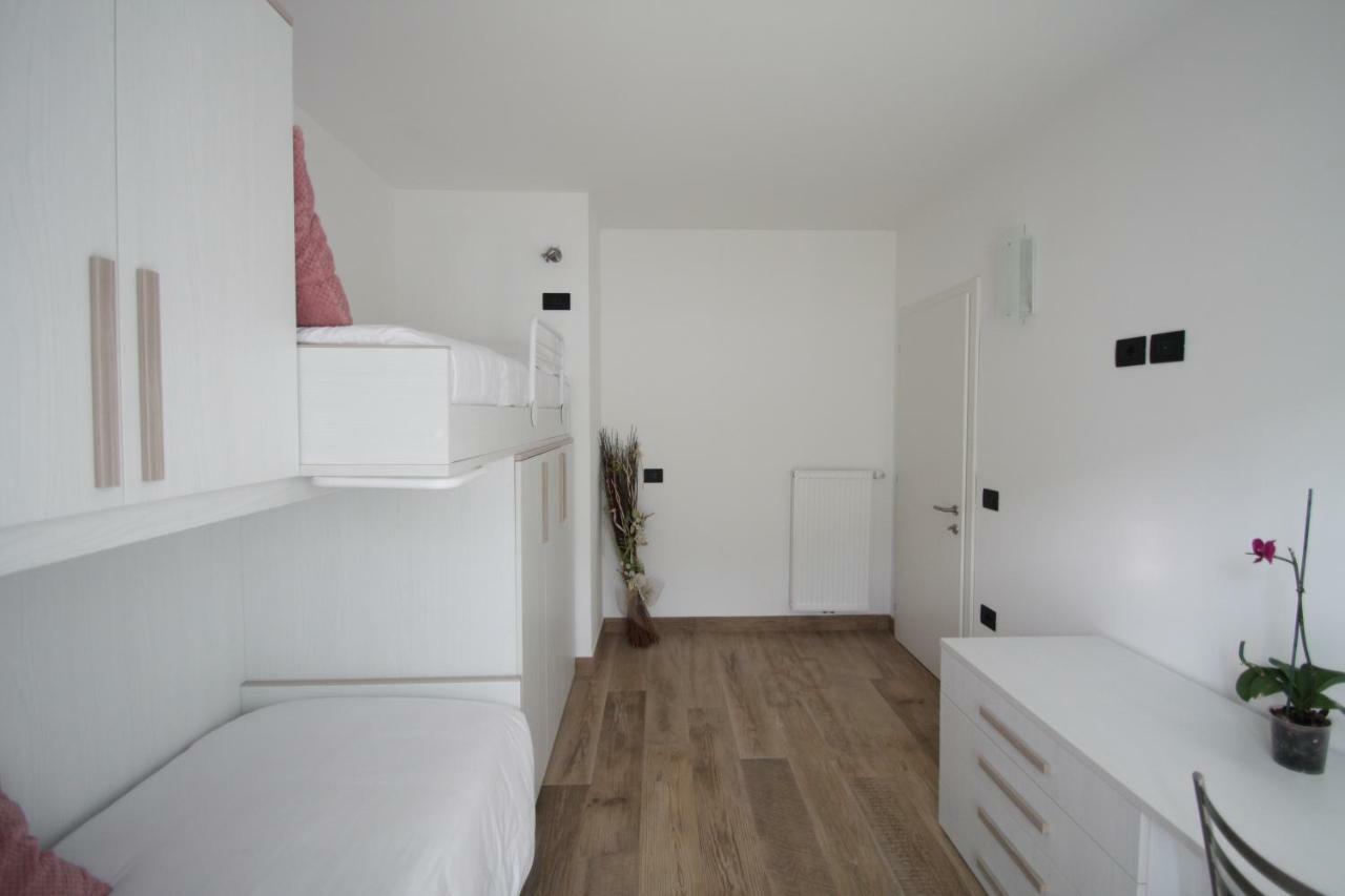 Casa Ai Stabli Apartment Mezzana  Luaran gambar