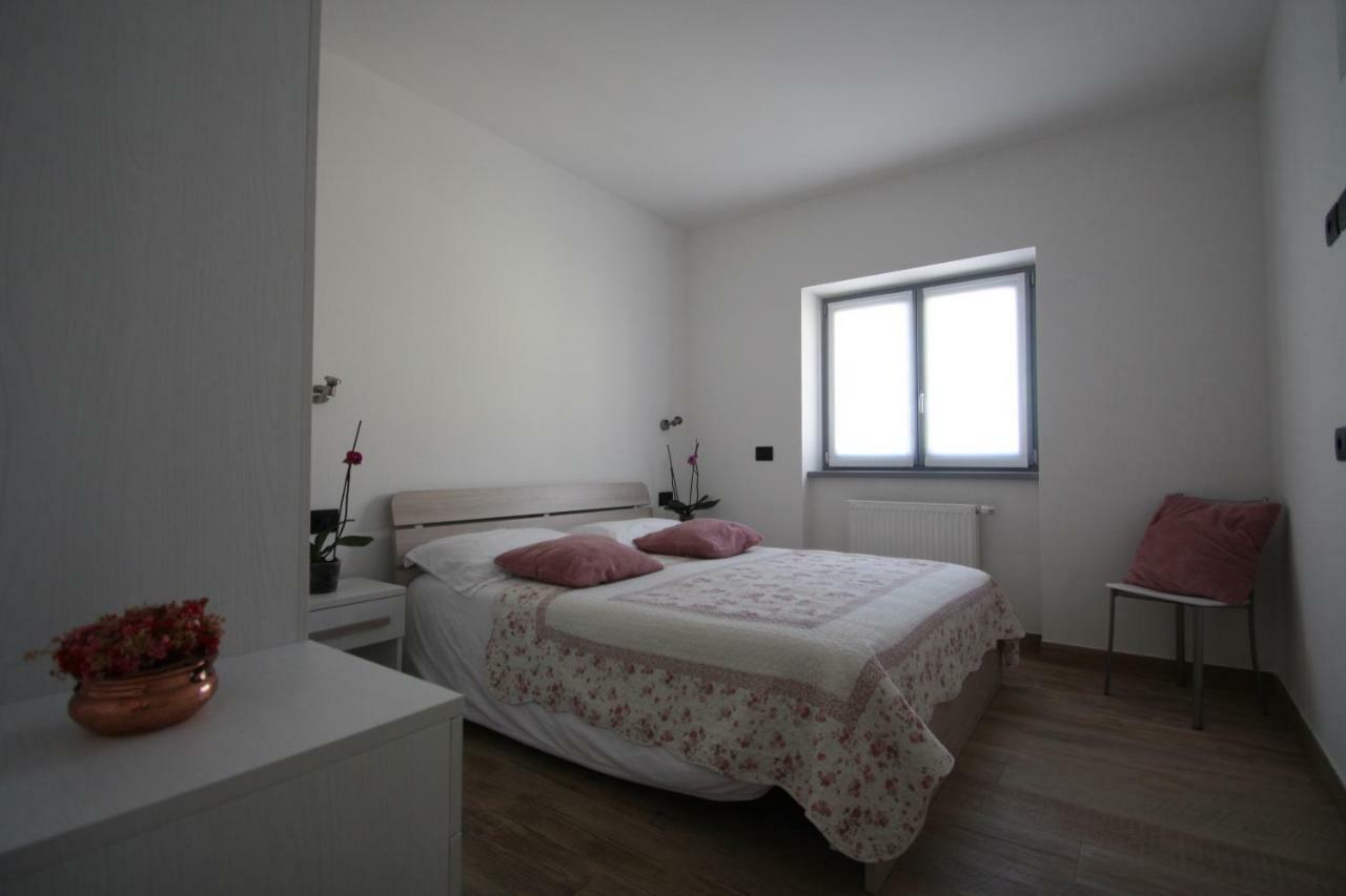 Casa Ai Stabli Apartment Mezzana  Luaran gambar