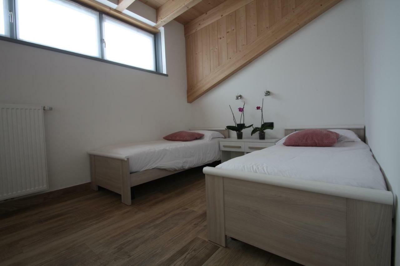 Casa Ai Stabli Apartment Mezzana  Luaran gambar