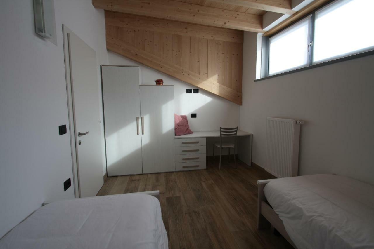 Casa Ai Stabli Apartment Mezzana  Luaran gambar