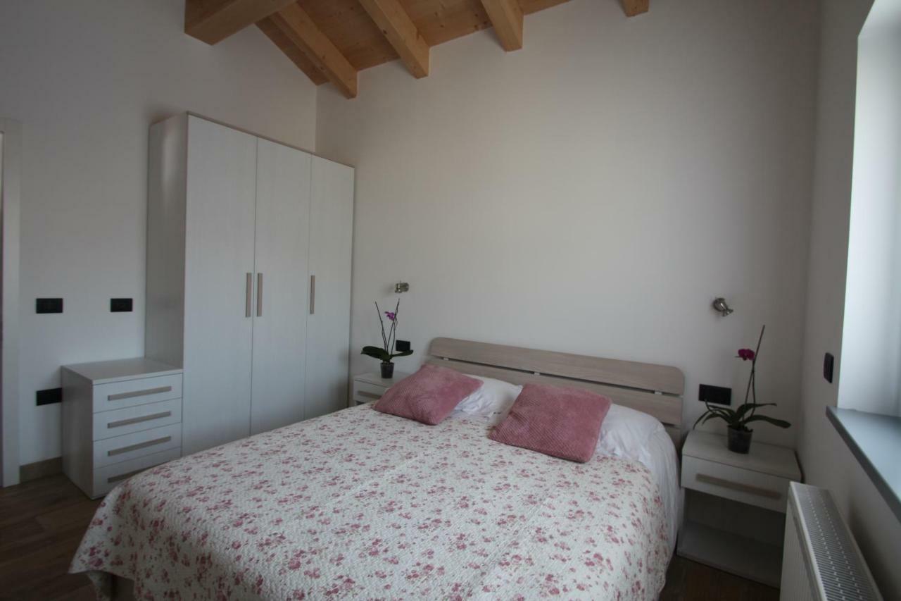 Casa Ai Stabli Apartment Mezzana  Luaran gambar