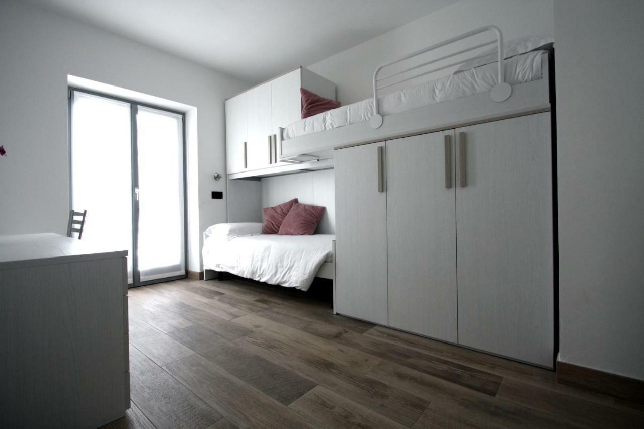 Casa Ai Stabli Apartment Mezzana  Luaran gambar