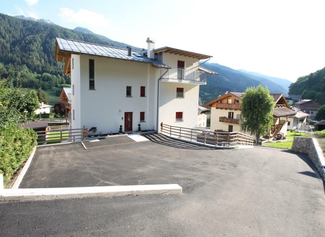 Casa Ai Stabli Apartment Mezzana  Luaran gambar