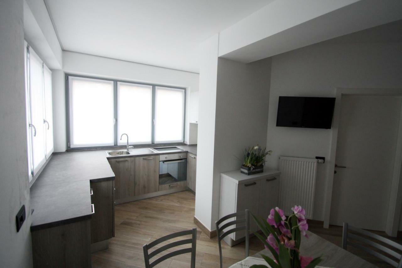 Casa Ai Stabli Apartment Mezzana  Luaran gambar